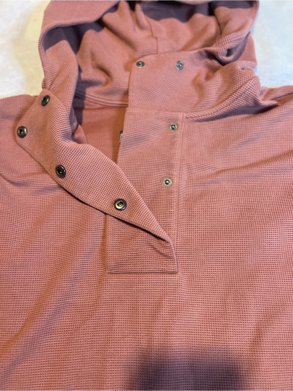 Vuori Rosewood Bayview Waffle Knit Snap Front Pullover Hoodie M - Picture 4 of 7